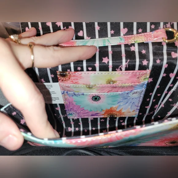 Betsey Johnson Floral Pastel Crossbody Bag with Coin Pouch - Picture 6 of 6